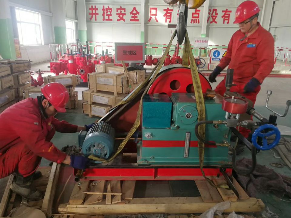 CB系列超高壓電動(dòng)試壓泵