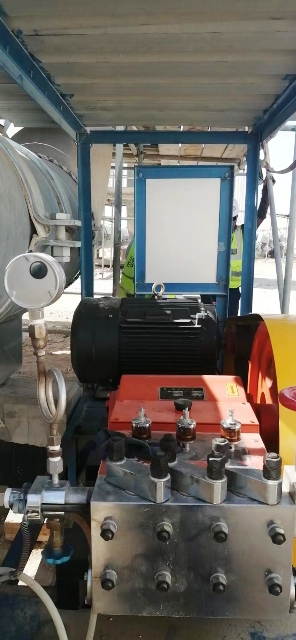 電動(dòng)試壓泵